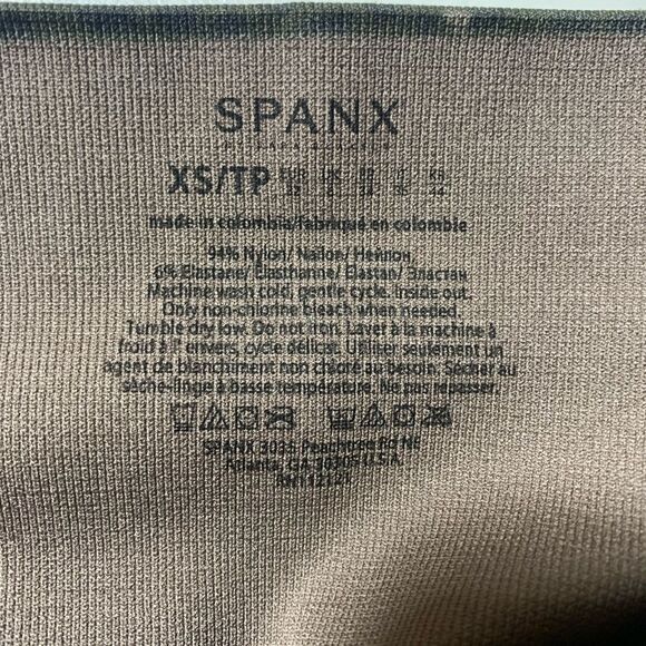NWT SPANX Look At Me Now Leggings Olive Leopard XS - Picture 8 of 9